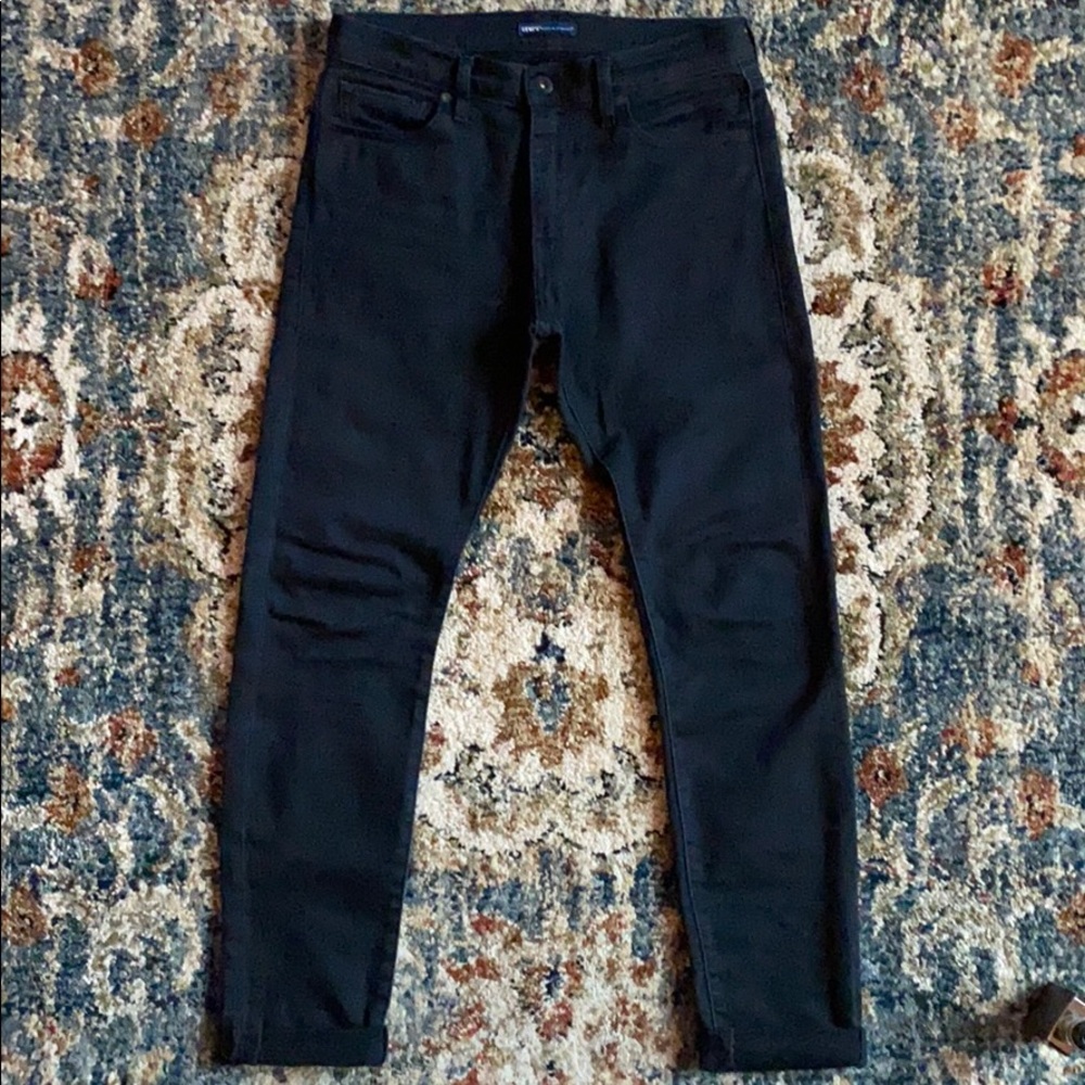 Levis made and crafted 510 black